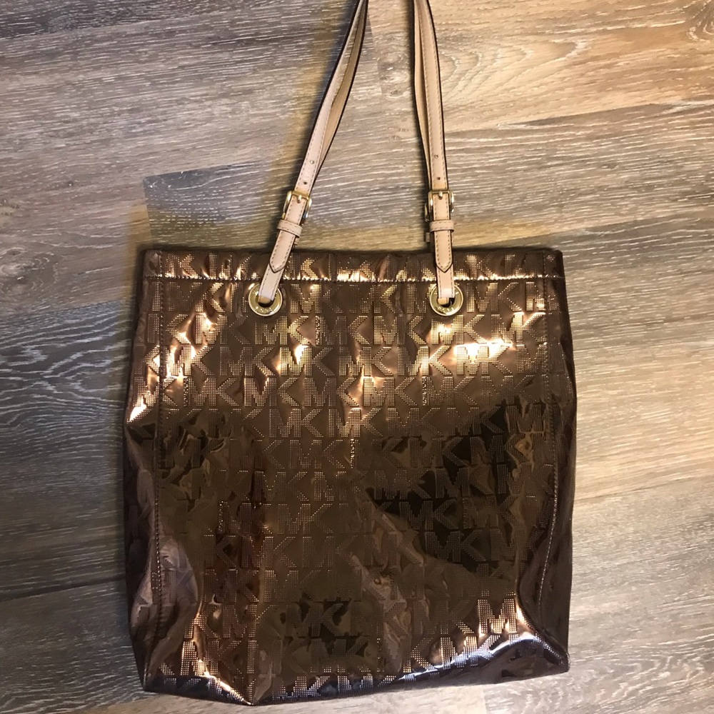 Great condition Michael Kors bag